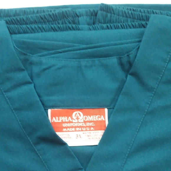 SCRUB SET/UNIFORM - Picture 6 of 6